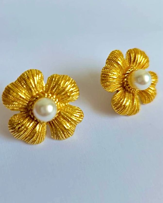 Aretes Flor perla